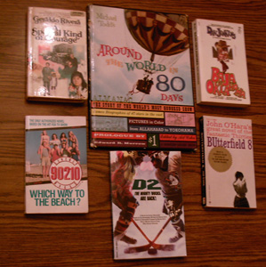  Lot of 40: TV and Movie Related Books :: Lot # 1 Pic 1