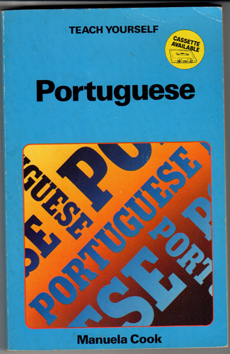 Lot of 2 Portuguese Books Pic 1