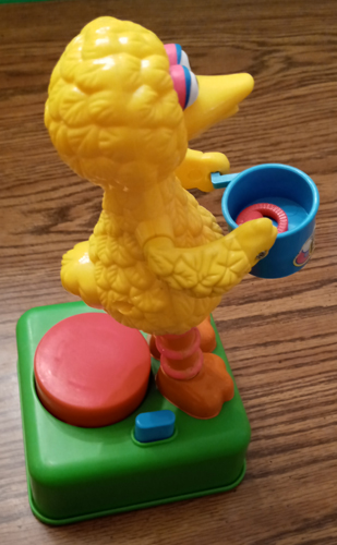 Sesame Street Big Bird Bubble Blower Toy Pic 2