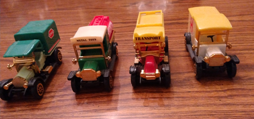 Reader's Digest Set of 4 Classic Model T Trucks Pic 2