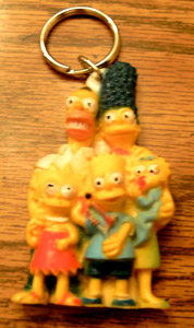 Lot of 6 Simpsons Toys + The Simpsons Family Keychain Pic 2