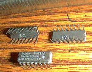 Lot of 24: Texas Instruments SNJ54LS259BJ Pic 2