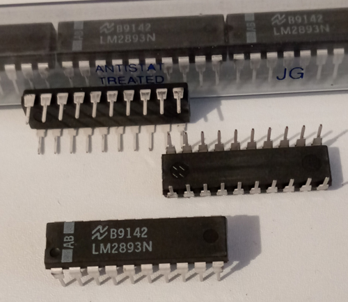 Lot of 9: National Semiconductor LM2893N