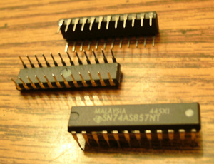 Lot of 5: Texas Instruments SN74AS857NT