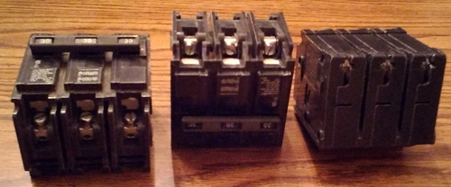 Lot of 3: Crouse Hinds 30A 3 Pole Circuit Breakers Pic 2