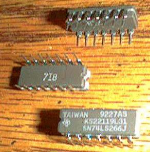 Lot of 25: Texas Instruments SN74LS266J Pic 2
