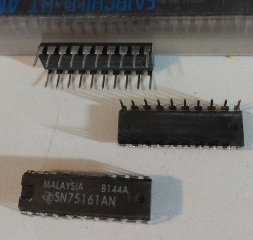 Lot of 25: Texas Instruments SN75161AN