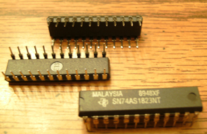 Lot of 6: Texas Instruments SN74AS1823NT