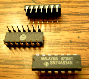 Lot of 24: Texas Instruments SN74AS34N