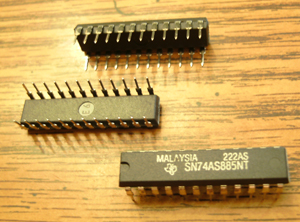 Lot of 7: Texas Instruments SN74AS885NT