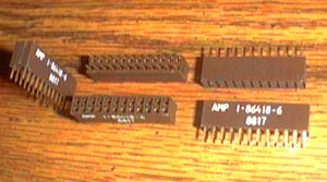 Lot of 68: AMP 1-86418-6 AMPMODU Connectors Pic 2
