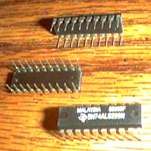 Lot of 10: Texas Instruments SN74ALS299N Pic 2