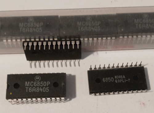 Lots of 15: Motorola MC6850P