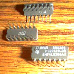 Lot of 25: Texas Instruments SN74LS386AJ KS22119L22 Pic 2