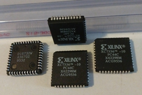 Lot of 4: Xilinx XC7336-10PC44C