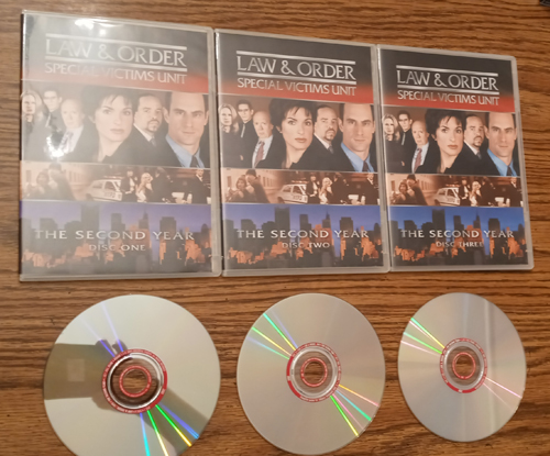 Lot of 3 Seasons of Law & Order DVDs Pic 4